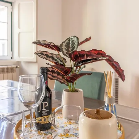 Sunny Principe Real Villa, Patio, 4br For 12 ヴィラ *