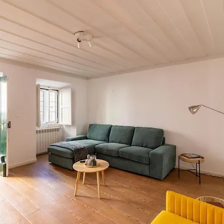 Sunny Principe Real Villa, Patio, 4br For 12 ヴィラ *