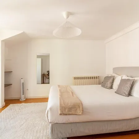 Sunny Principe Real Villa, Patio, 4br For 12 Вилла Лиссабон