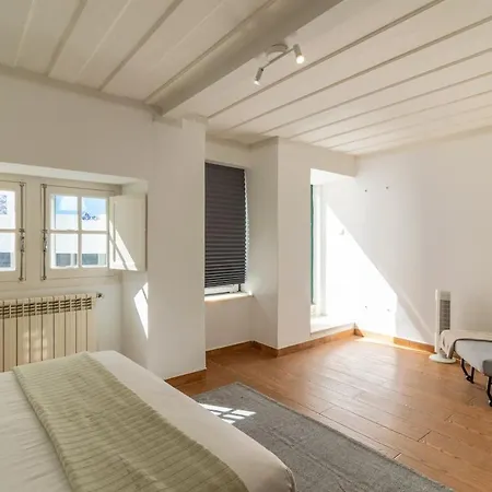Вилла Sunny Principe Real Villa, Patio, 4br For 12 Лиссабон