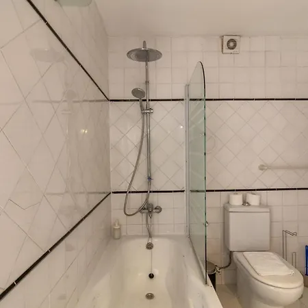 Sunny Principe Real Villa, Patio, 4br For 12 ヴィラ リスボン
