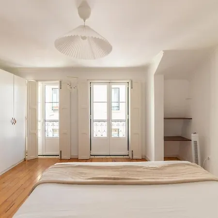 Вилла Sunny Principe Real Villa, Patio, 4br For 12 Лиссабон
